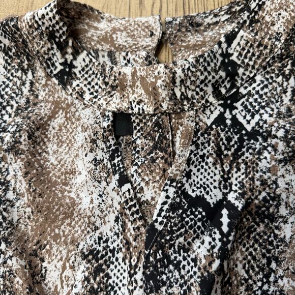 I.N. San Fransisco Snake Print Tie Knot Front Top Small - Picture 6 of 10